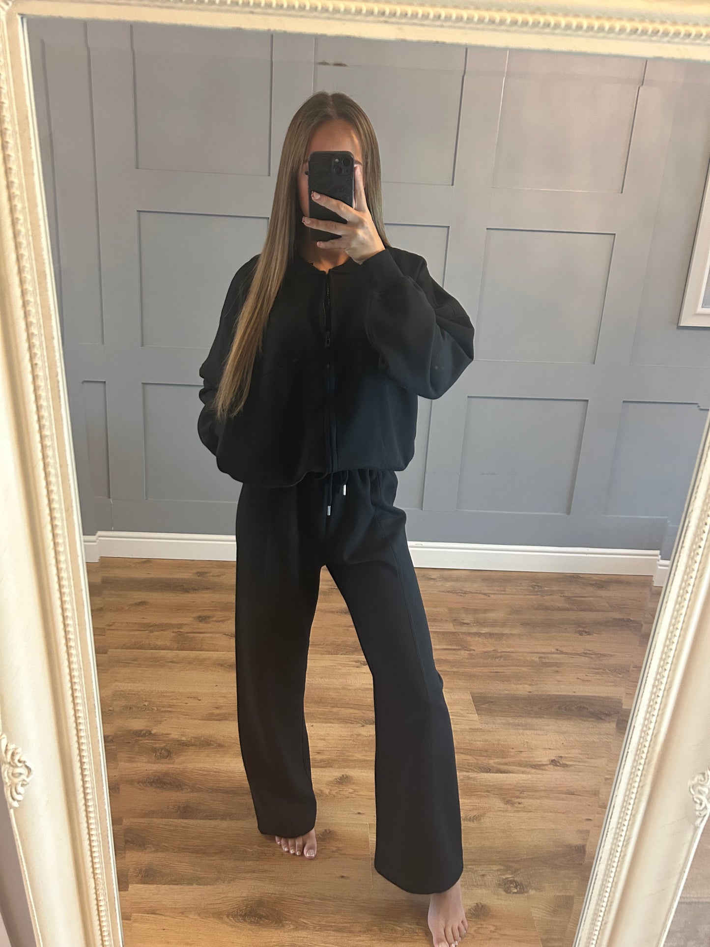 Black bomber tracksuit