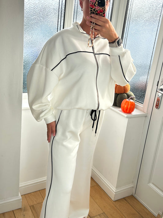 White & black tracksuit