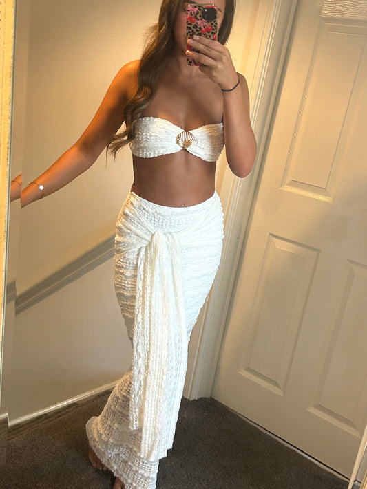 Gold shell maxi co ord
