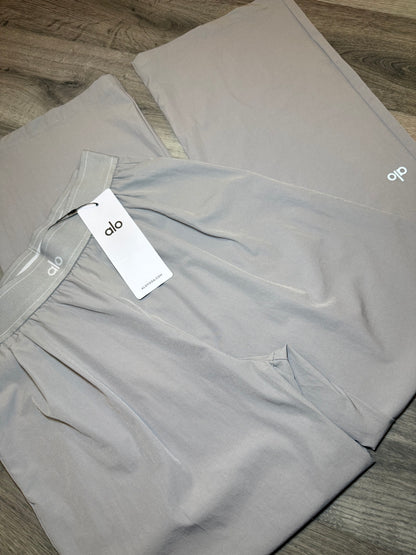 Straight leg yoga trousers