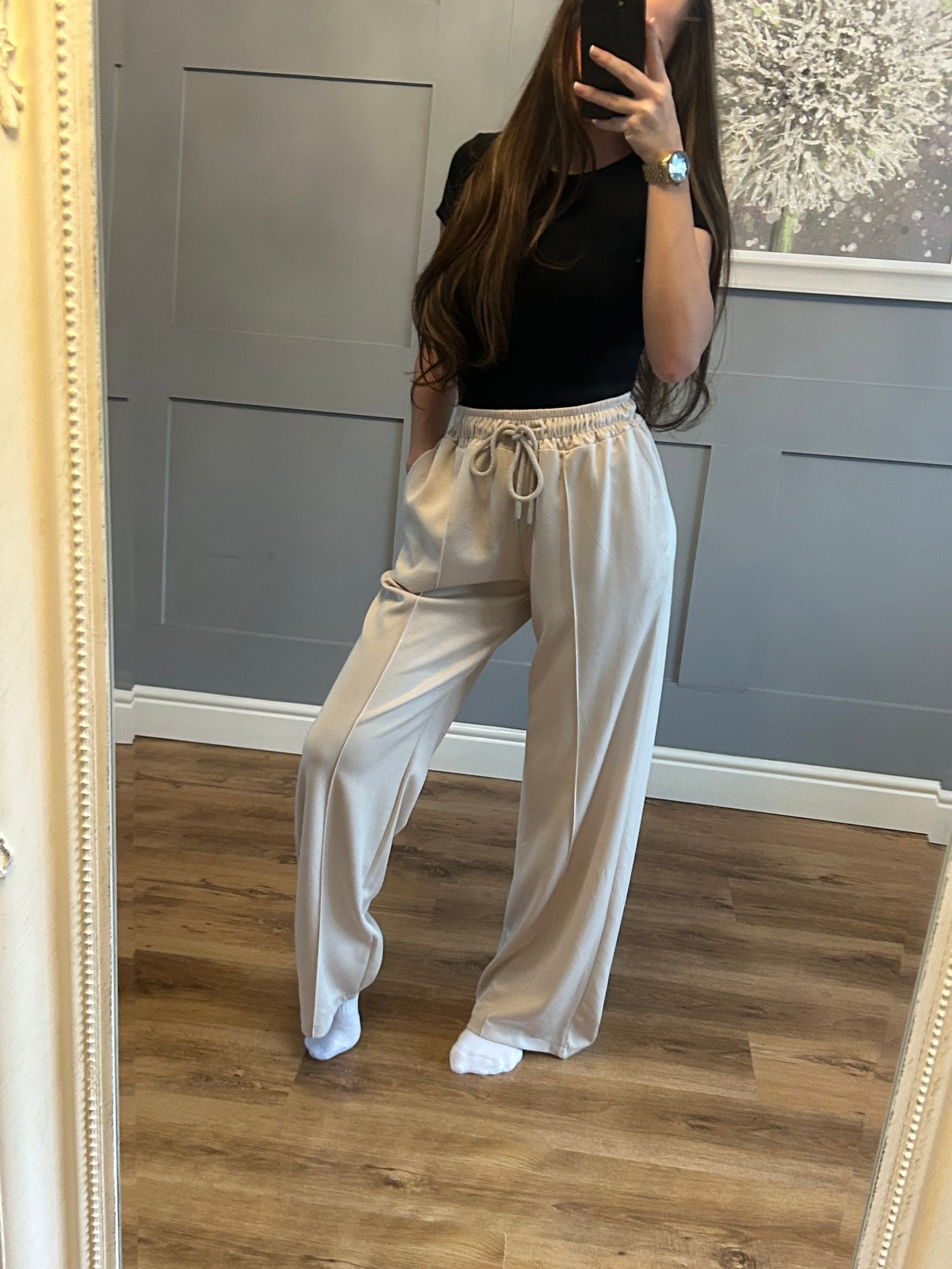 Wide leg trousers